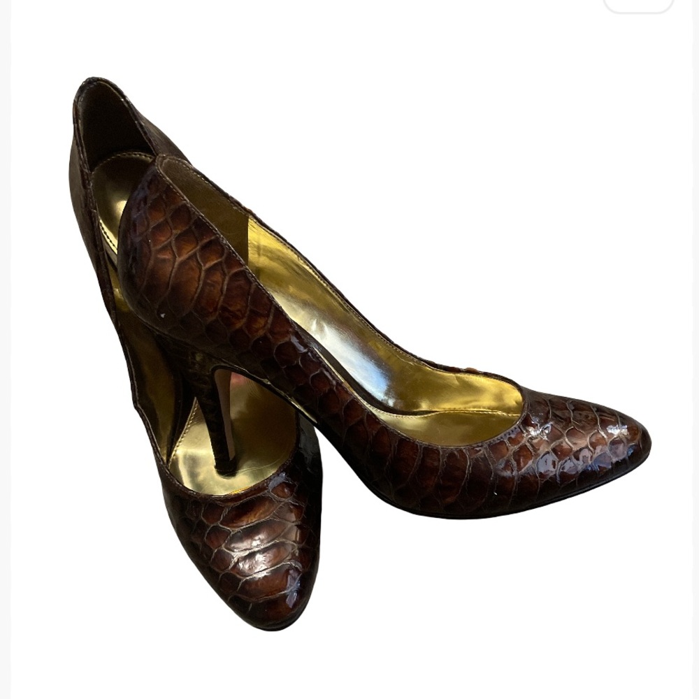 ANTONIO MELANI Dark Brown Textured 3.5 spike heels size 8.5
Leather